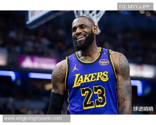 詹姆斯回忆追求妻子历程:孤独岁月让我渴望真爱与陪伴 詹姆斯回忆追求妻子历程:孤独岁月让我渴望真爱与陪伴