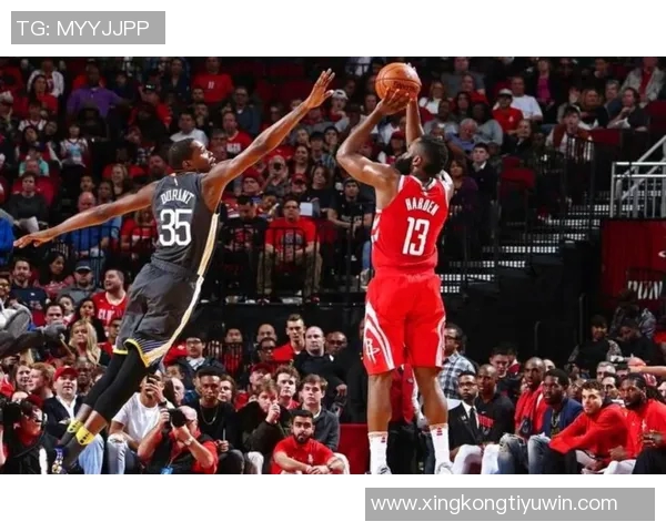 哈登回应后撤步争议称只是增加变化皮尔斯则自称是发明者