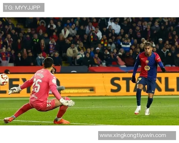 拉菲尼亚与佩德里今日参与部分合练以评估身体状态恢复情况