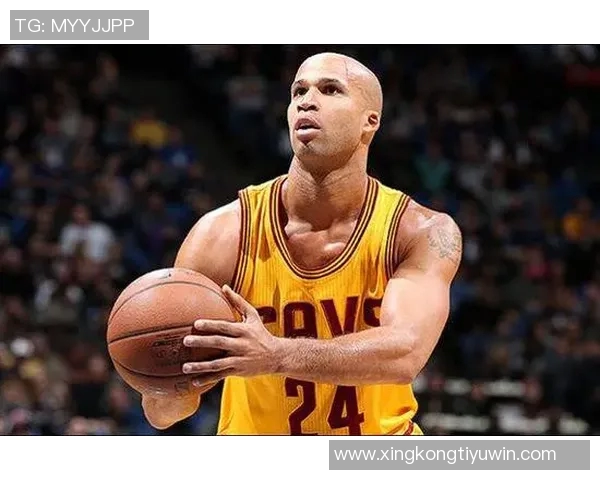 杰弗森谈小卡薪资争议表示无球员在意唯一遗憾是自己未能获得这笔钱