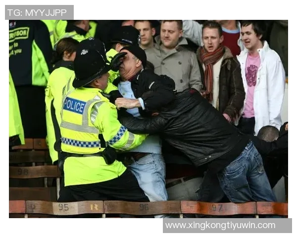 科隆球迷称入场遭裸体检查警方坚决否认这一指控