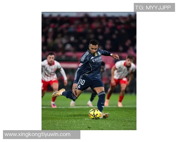 姆巴佩西甲前11轮狂轰13球仅次于C罗成皇马新传奇